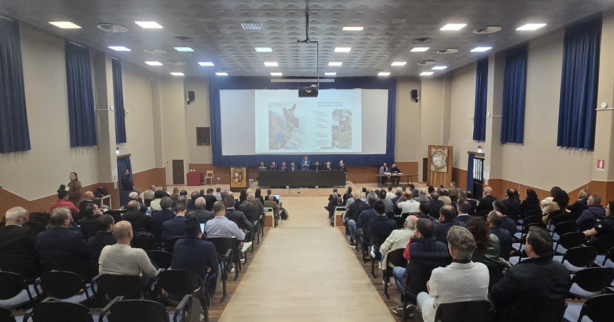 https://www.quotidianodelsud.it/wp-content/uploads/2026/10/vibo-vertice-rischio-idrogeologico-1.jpeg
